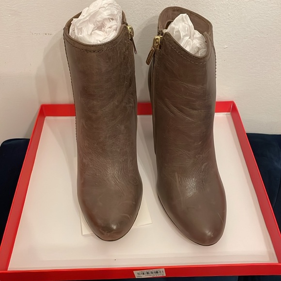 Woman’s boots 
Coach - Picture 5 of 7